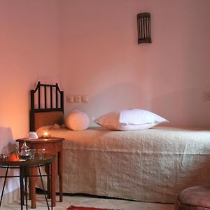 Habitación Estándar con 2 Camas Individuales